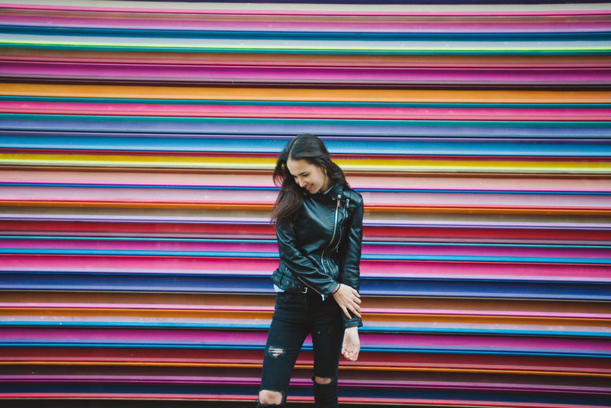 getunderyourskin什么意思,getunderyourskin