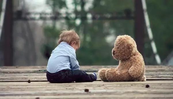 “爸爸，你趴在妈身上干什么呢？你的回答，可能改变孩子的一生