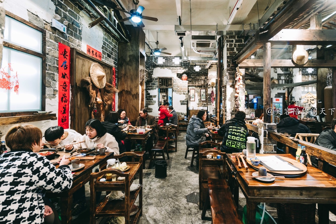 求推荐成都春熙路附近好吃的火锅,成都北平楼老北京涮羊肉自助火锅