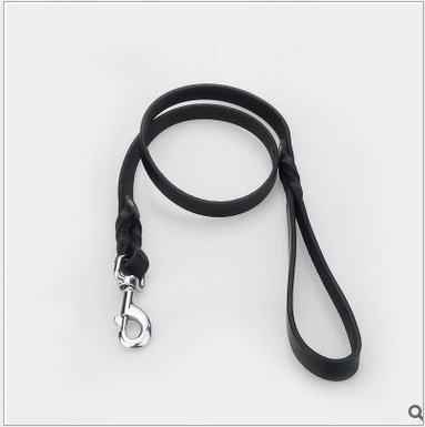 像德牧这样的大型犬，适合使用什么样的牵引绳？