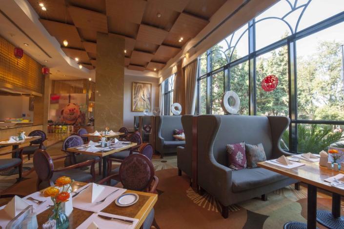 昆明中维翠湖酒店,昆明中维翠湖宾馆价格