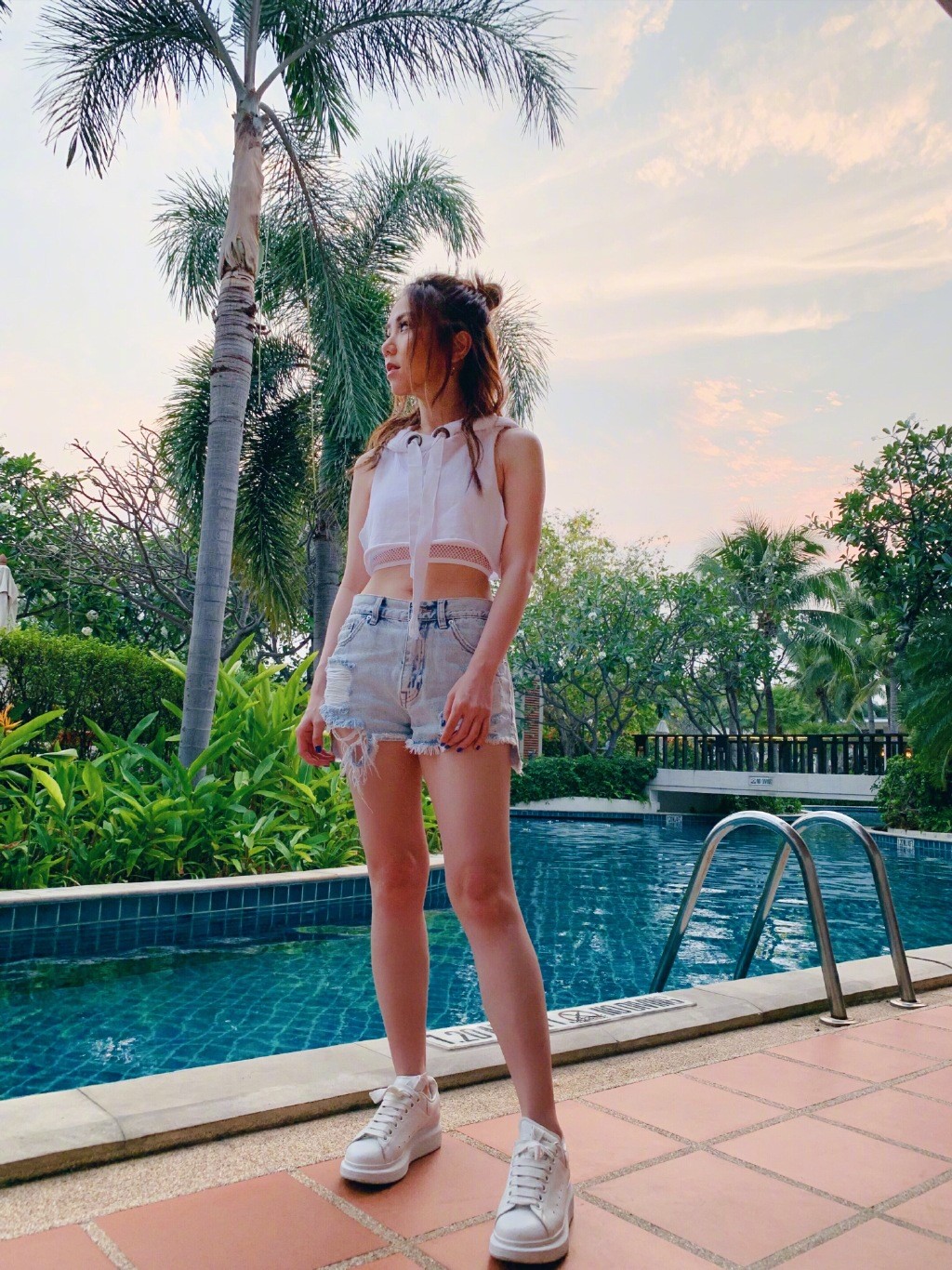 邓紫棋穿搭鞋,邓紫棋穿搭短靴