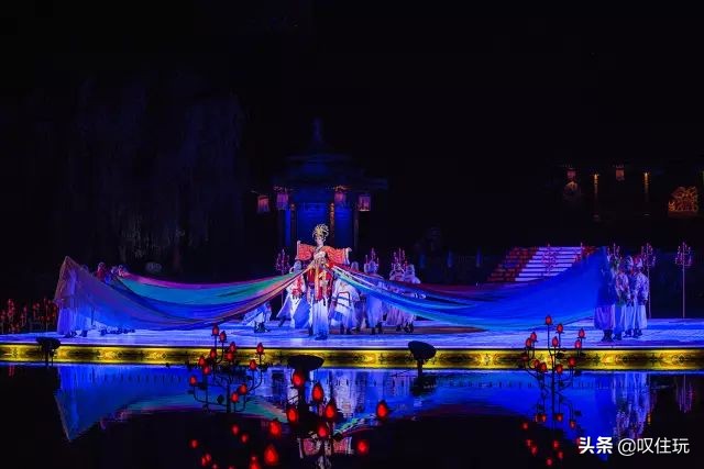 西安杨贵妃同款泡池酒店,杨贵妃西安温泉