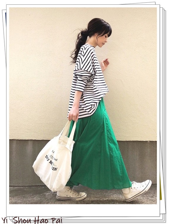 今年流行的绿色穿搭风,春天亮色系衣服颜色及搭配