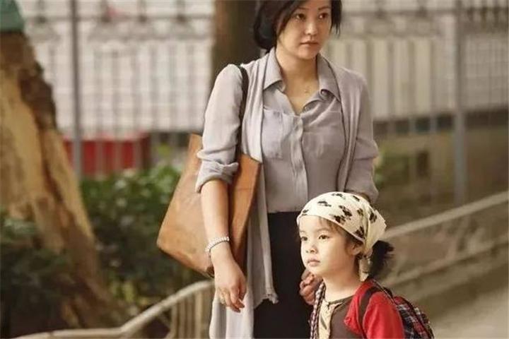 邋遢型的父母对孩子的影响,邋遢的家庭环境会使孩子自卑吗