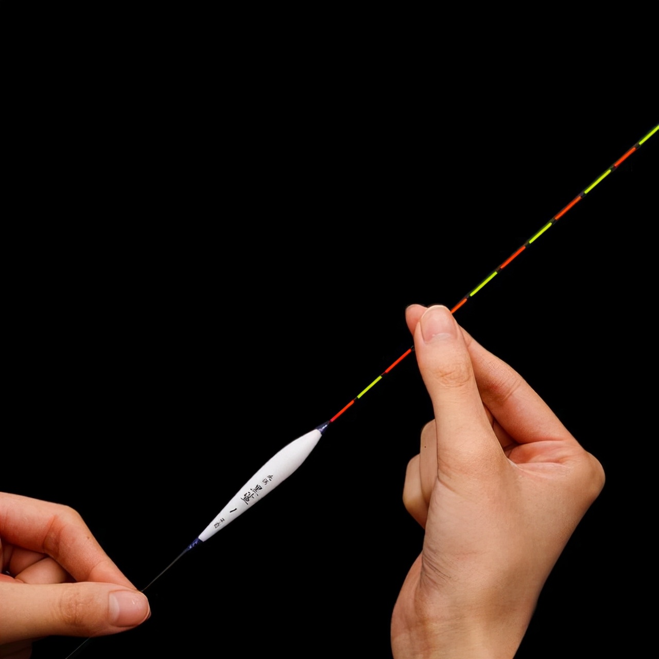 初学钓鱼手竿视频教程,初学钓鱼需要什么装备