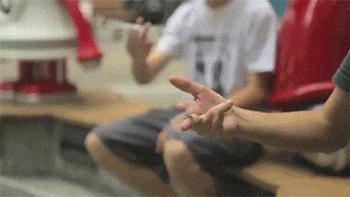 搞笑gif趣图妹子你别闹了,搞笑gif趣图妹子你这笑容太魔性了