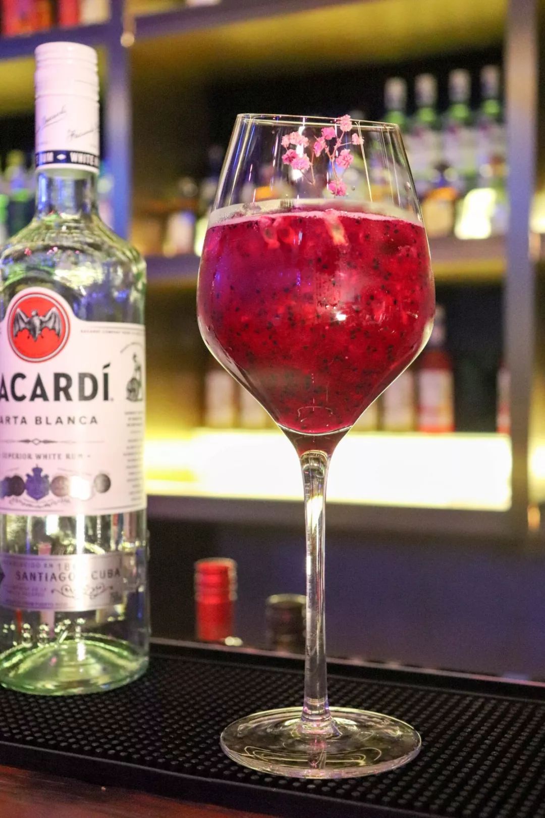 清远地标级KTV，坐拥网红时光隧道，还把热带雨林搬了过来