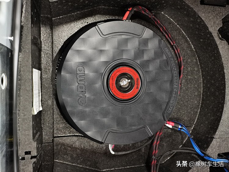 值得倾听奥迪TT汽车音响改装awave爱威AC650C