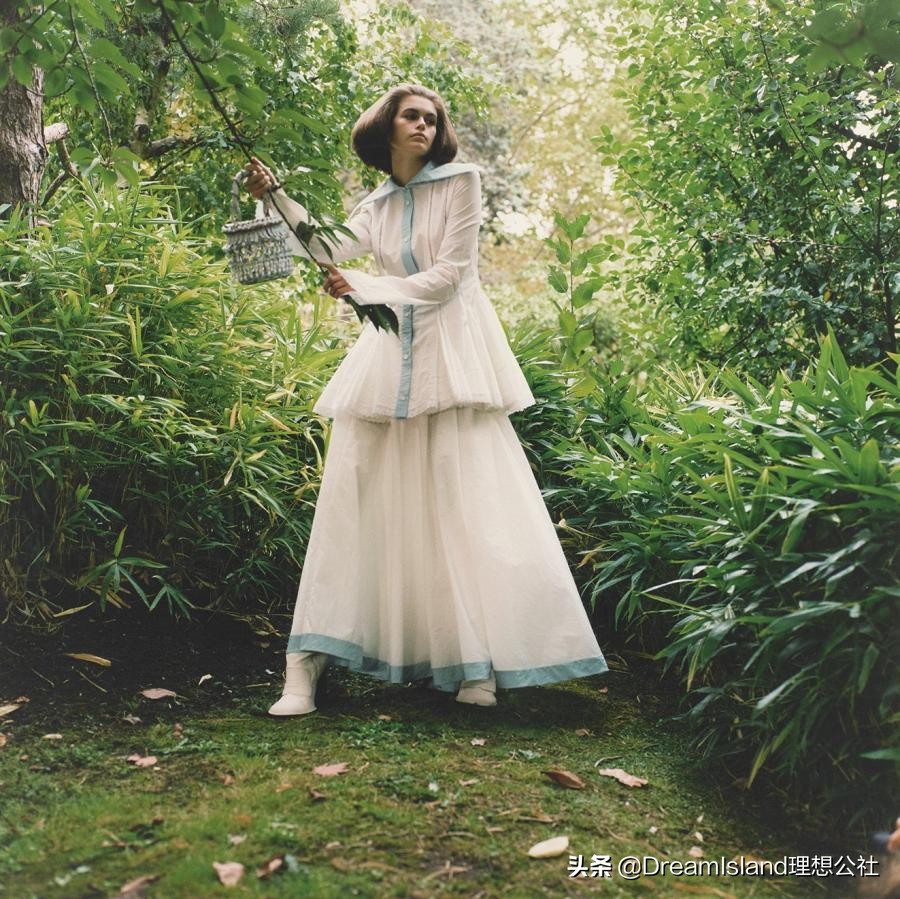 loewe草编包新款mini,loewe新款盒子包