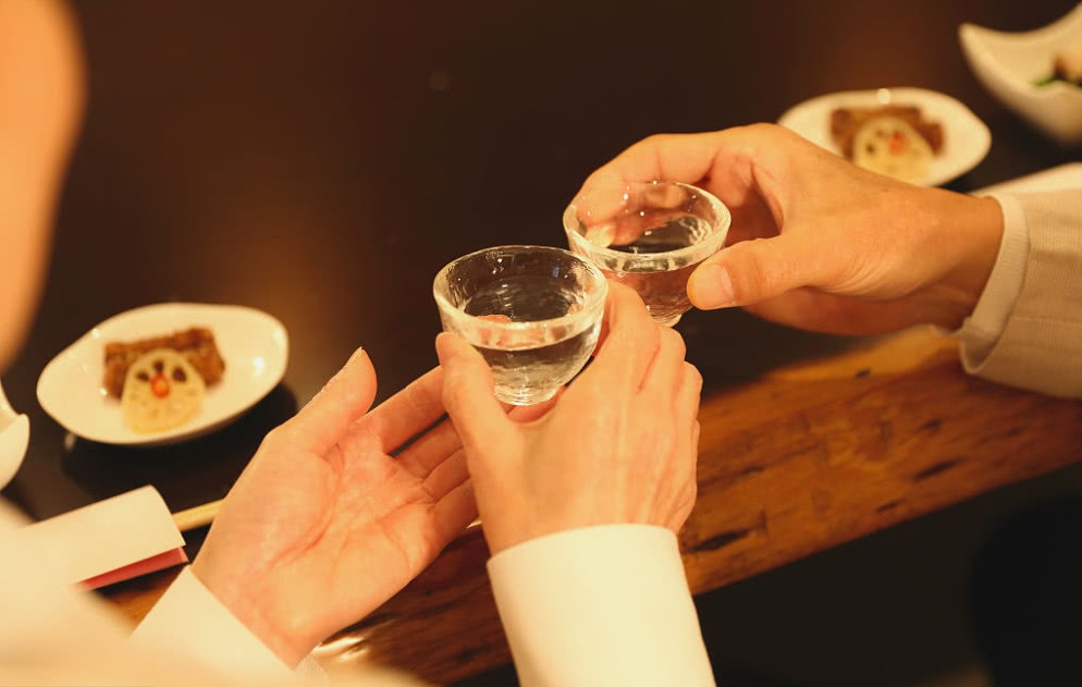 白酒怎么寄到国外韩国,散装白酒怎么邮寄到国外