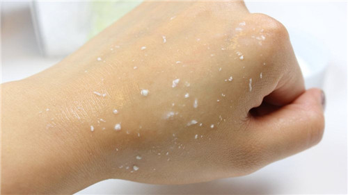 怎么去角质才是最正确的,去角质的正确方法多久去一次