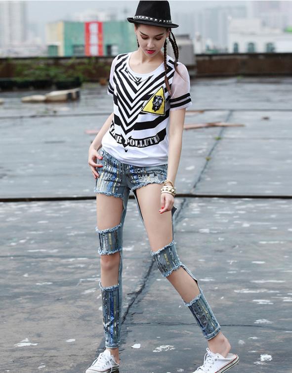 左右不对称的裤子,两边颜色不对称的裤子