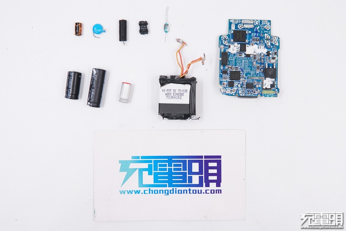 拆解三星s10+,拆解三星45瓦充电器