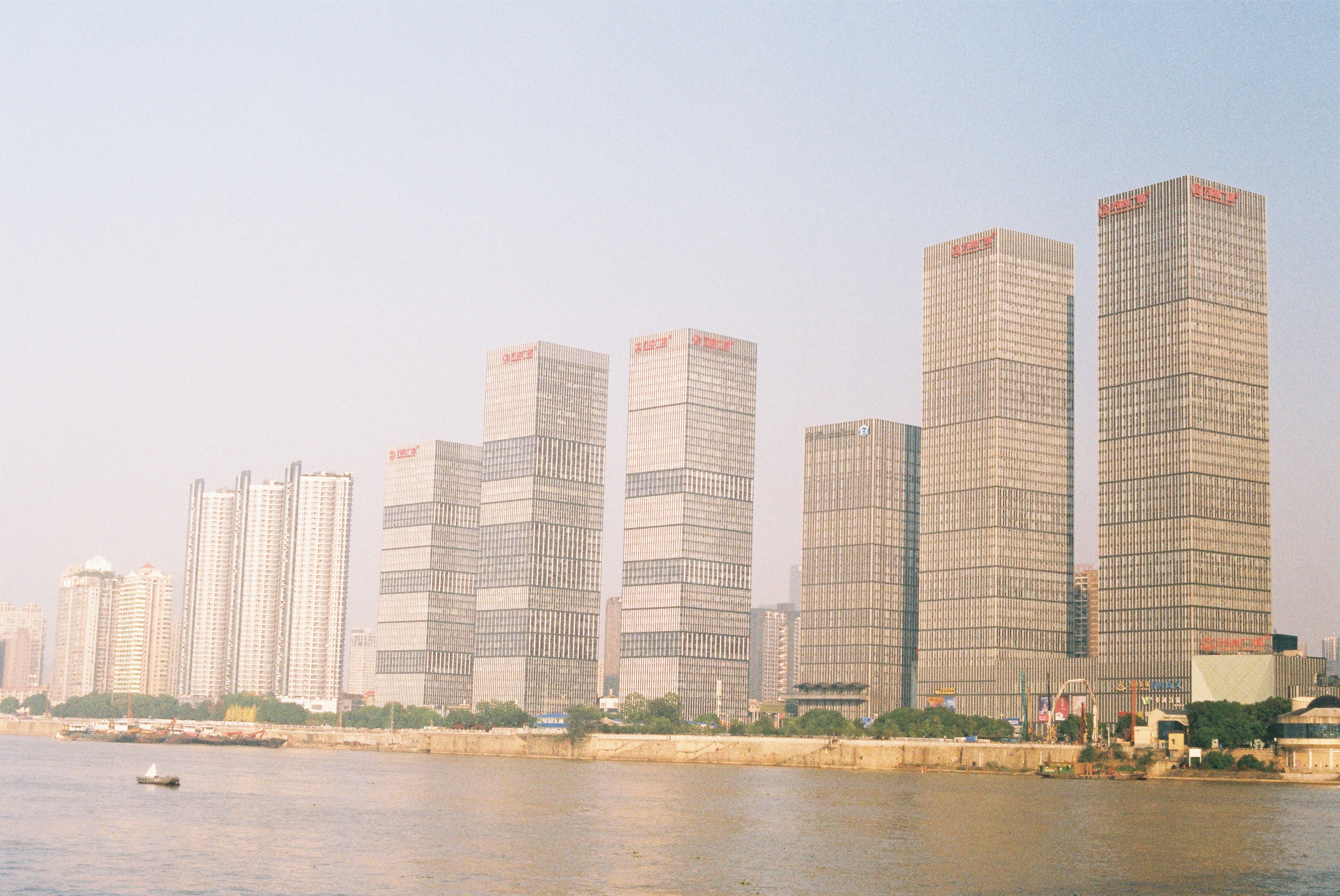 胶片拍出来不晒是什么样子的,日系胶片拍摄过程