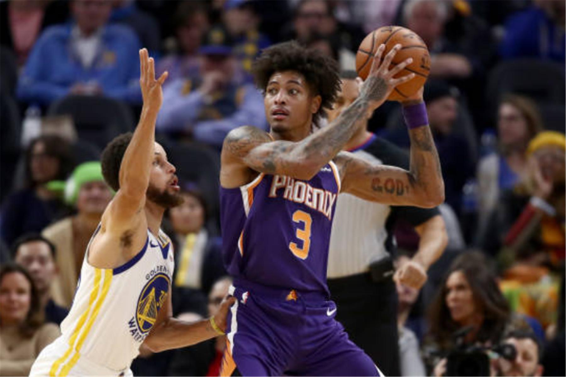 nba季前赛球员上脚鞋款一览12月,勇士队乌布雷上脚的鞋