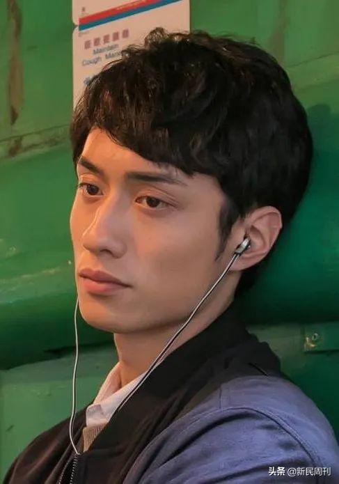 梅艳芳长得不好看为何还那么红,梅艳芳艳丽照