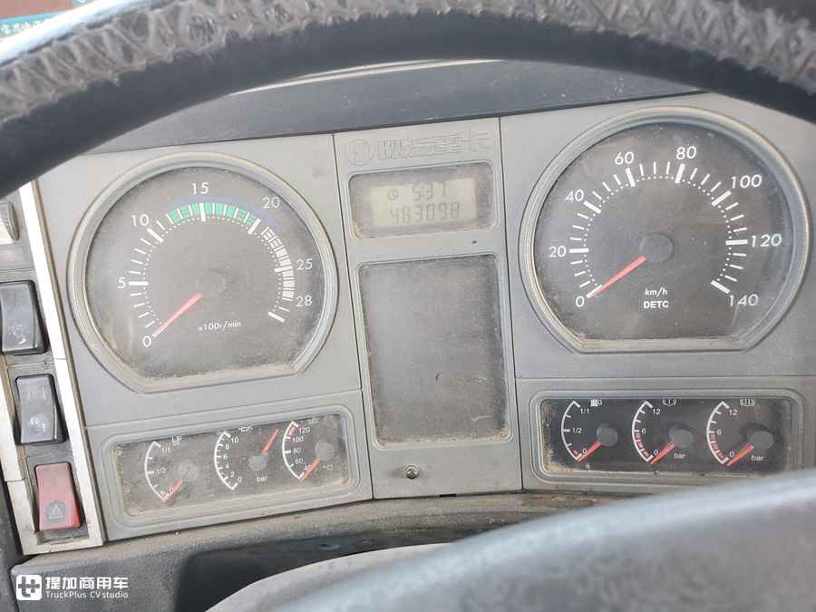 偶遇香港进口卡车,德龙f3000和f3000加强版的区别
