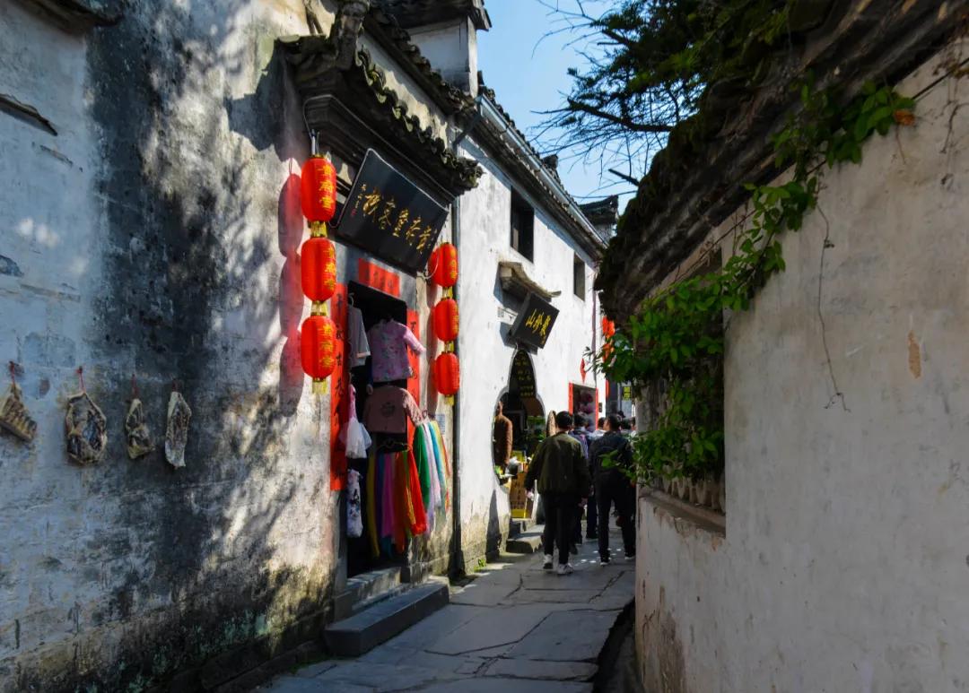 鍗冪櫨骞存潵缁忓吀鍙よ瘲,鍗冪櫨骞存潵鍙よ瘲