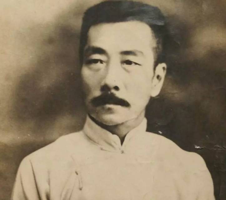 鲁迅少年玩伴“闰土”,晚年穷困潦倒,其后代,却完成了华丽转身