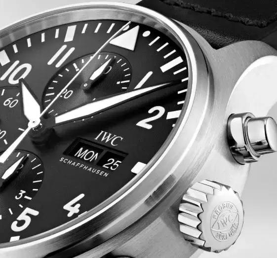 万国手表和真力时手表哪个好,万国欧米茄和真力时