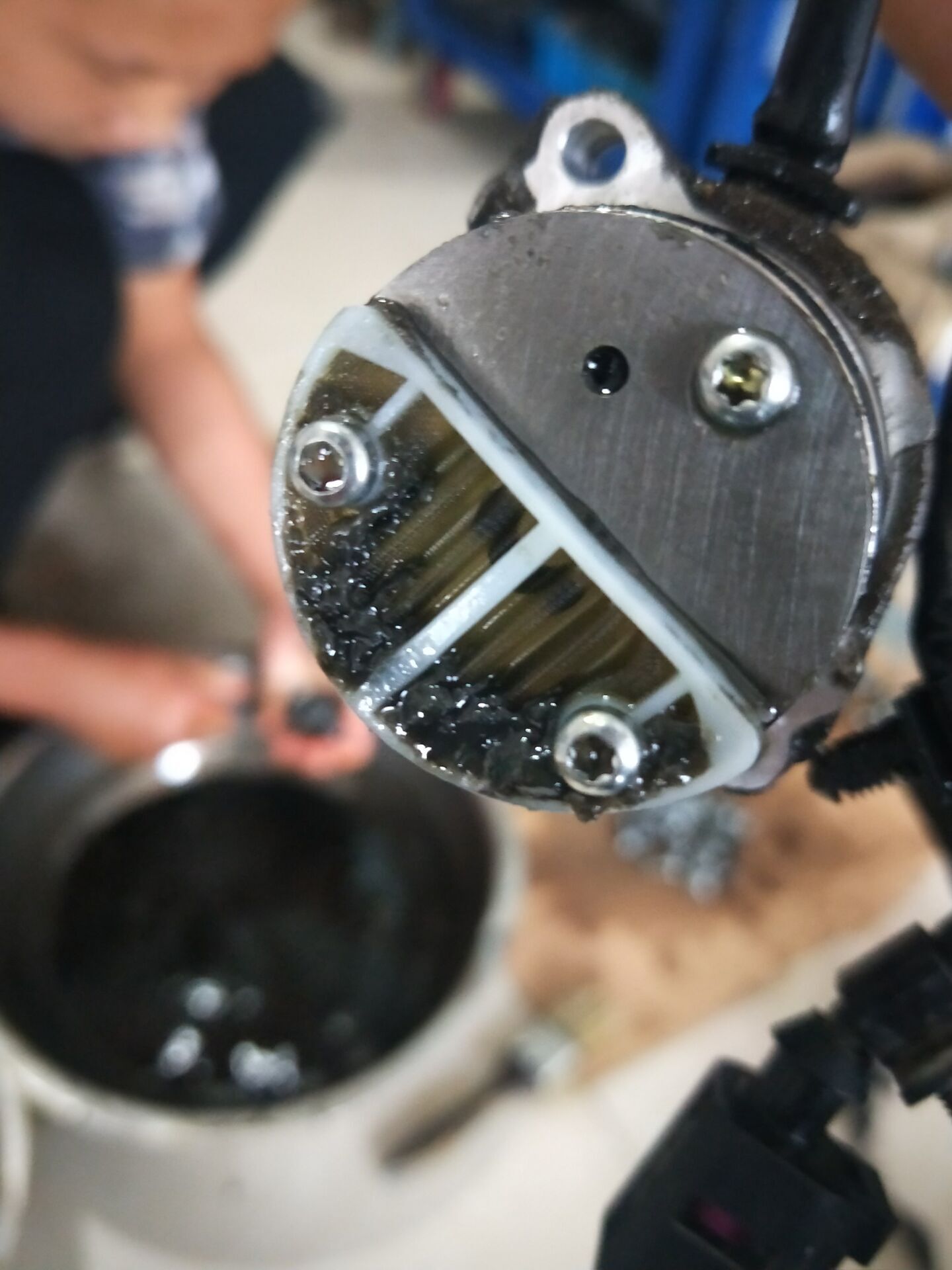 2010款大众途观发动机大修,2010年大众途观大修自己开值不