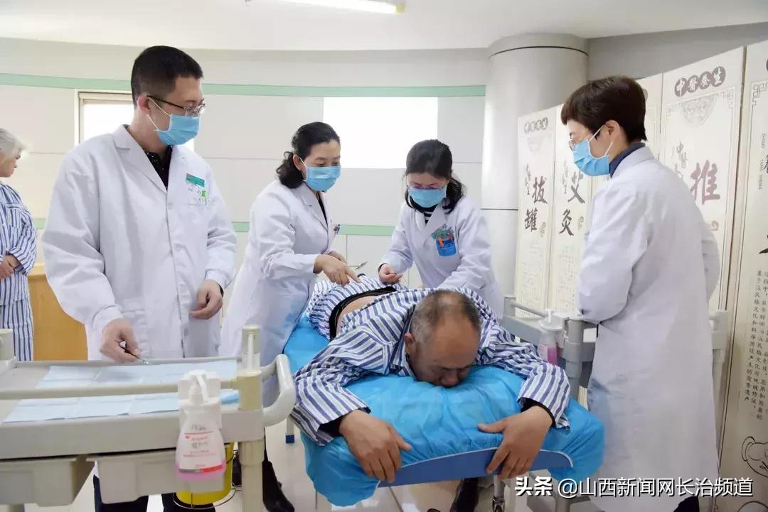 三伏灸调理进行中,三伏灸调理消化的穴位