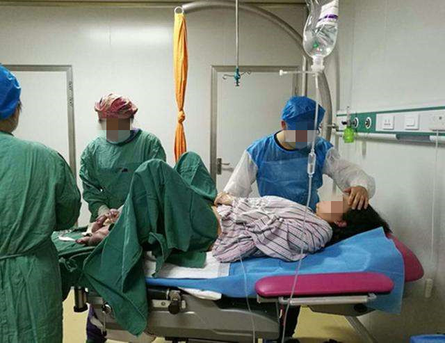 为何越来越多孕妈宁愿挨刀,也不愿选择顺产?原因不外乎这3点