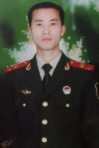 八一特辑退伍不褪色警营守初心,八一特辑兵在警营