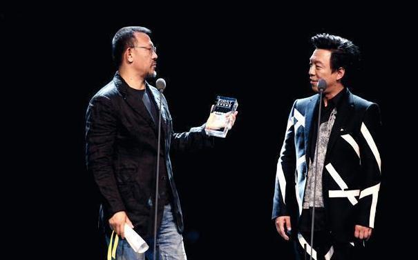 主持人问黄渤马云的相貌和才华,黄渤高情商回话场面堪称教科书