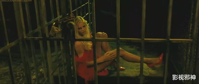 这部关于「臀部」的电影,污到深处有点萌