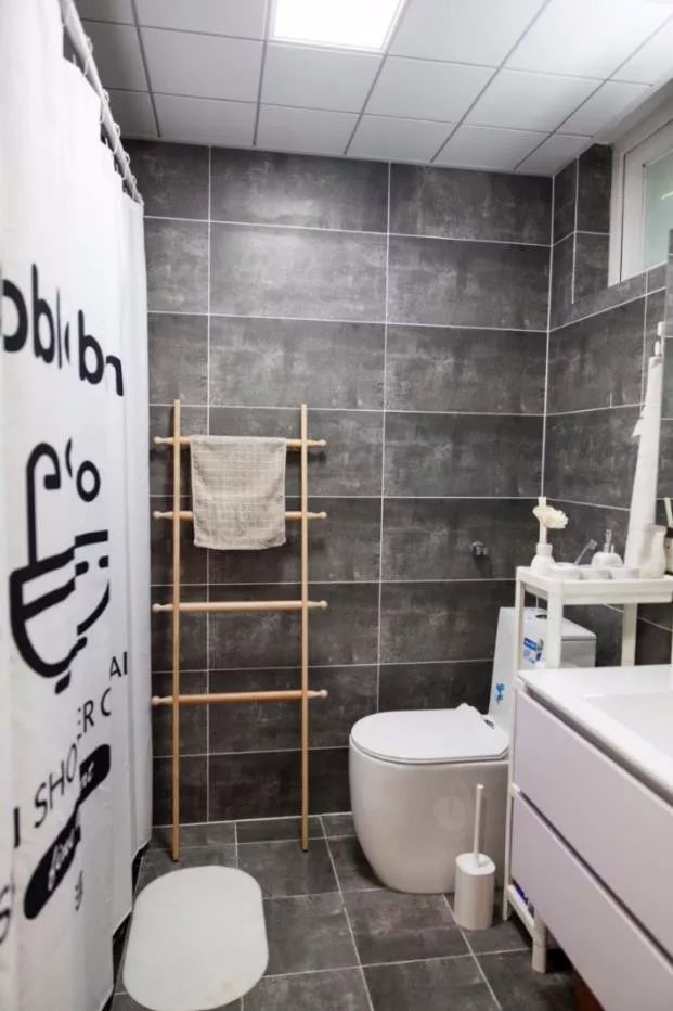 卫生间小毛巾架用哪种,卫生间打孔挂毛巾架会影响防水吗