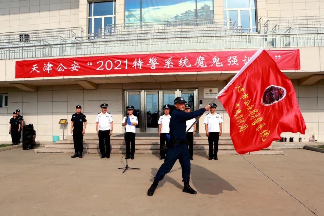 特警全面开展全警实战大练兵,燃到爆直击重庆特警实战大练兵