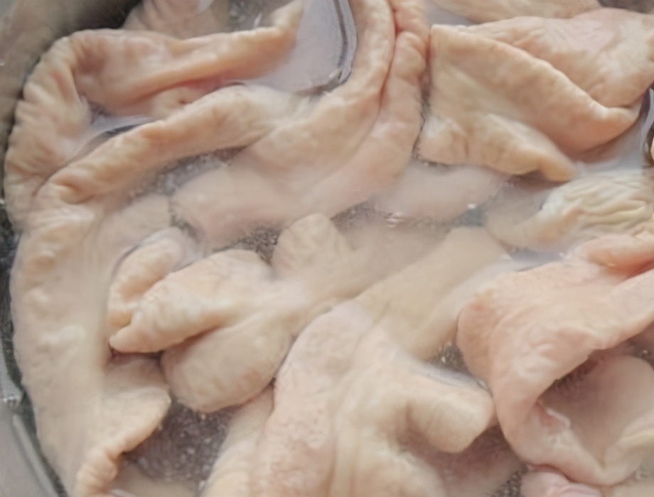 没有面粉大肠怎么处理,面粉清洗大肠的方法