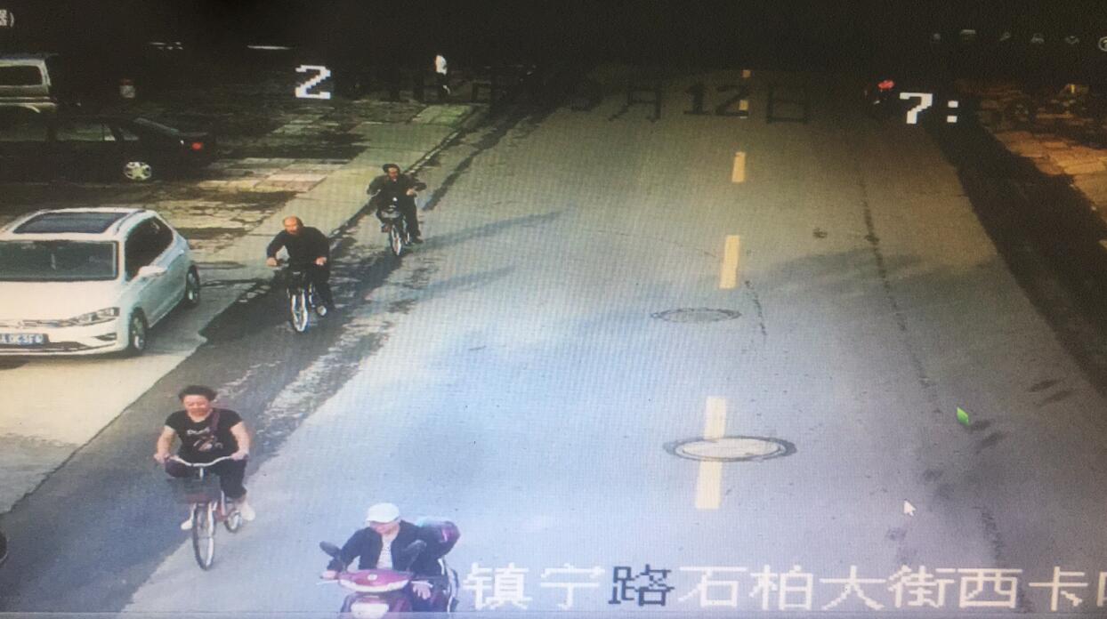 捡金戒指被骗案例,捡到金戒指被骗案例