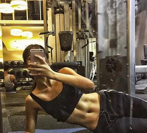 浣碧蓝盈莹最近状态,浣碧蓝盈莹唇部训练