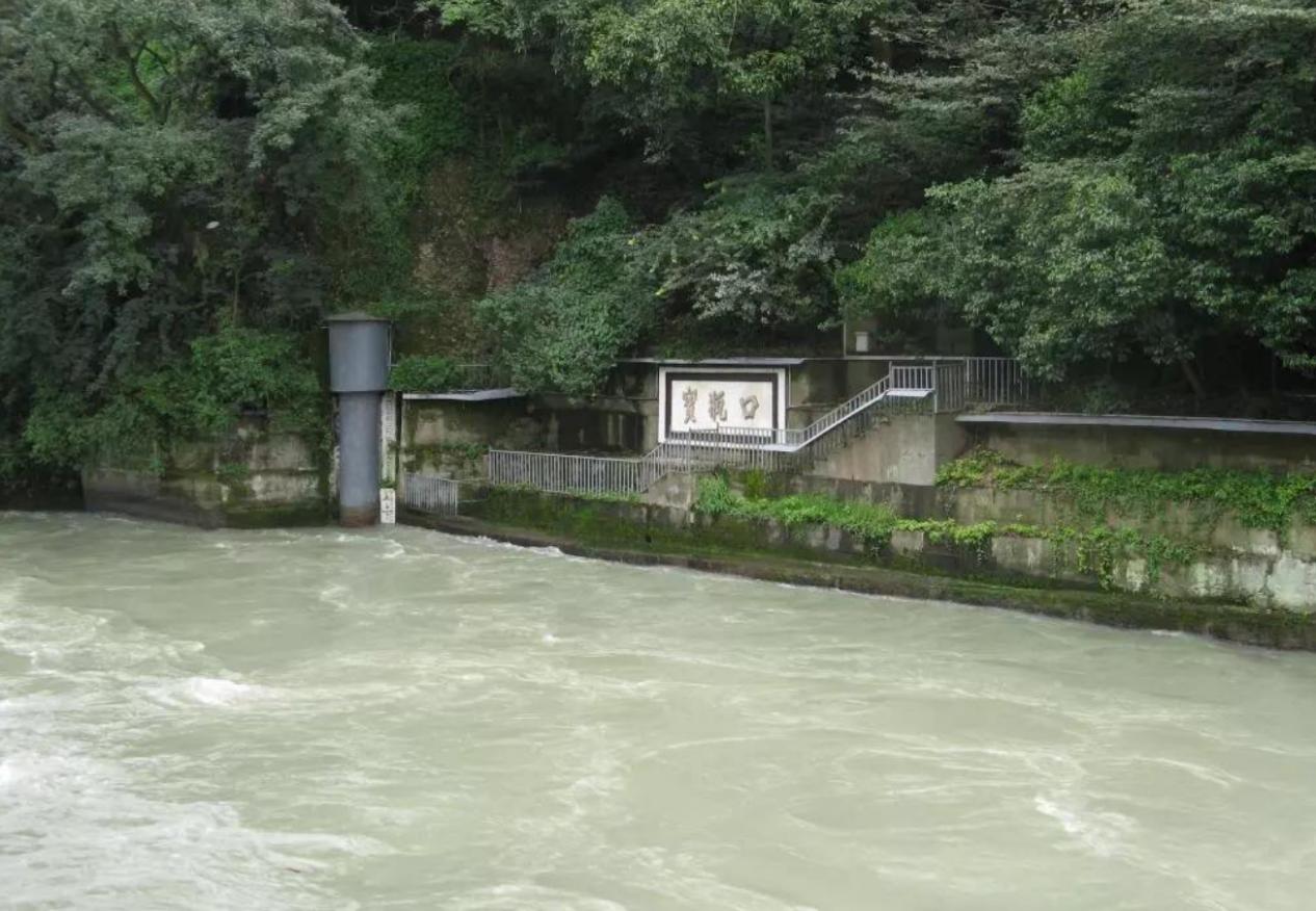 四川的保护神都江堰,为何屹立两千年不倒?不只是因为工程良心