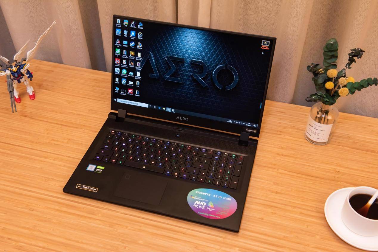 技嘉aero17深度评测,全新技嘉笔记本aero17
