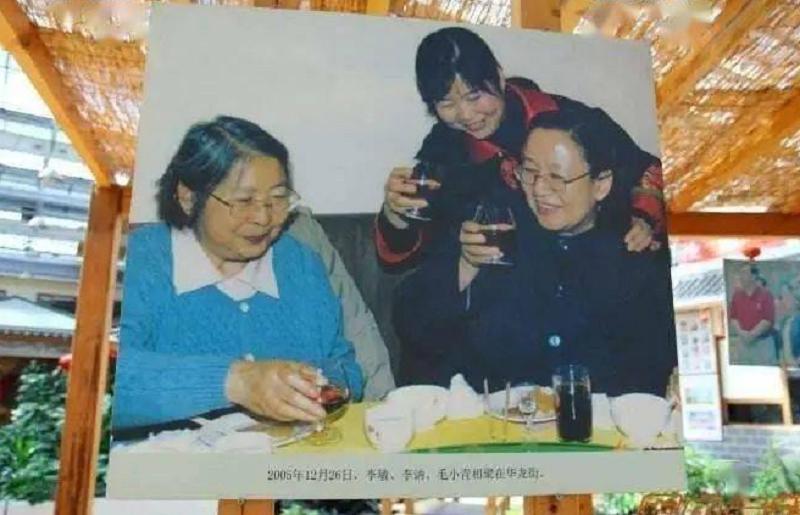 李讷和姐姐发生小摩擦,不论谁是谁非,毛主席处理方式只用这一招