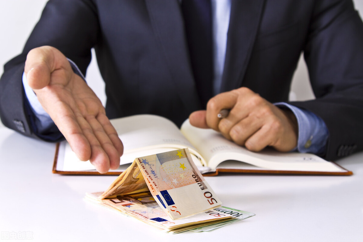 如何高情商回应别人问工资,对付不发工资的无赖最佳完整方法