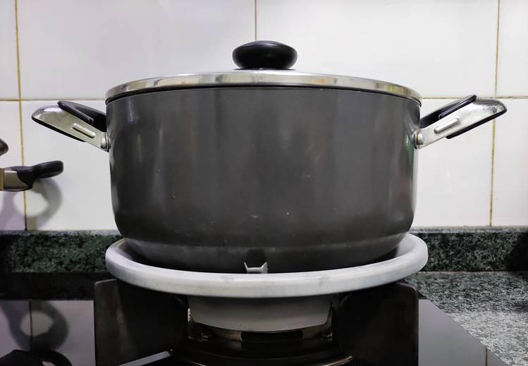 燃气灶聚火防风节能罩有用吗,灶具防风聚火罩什么材质好