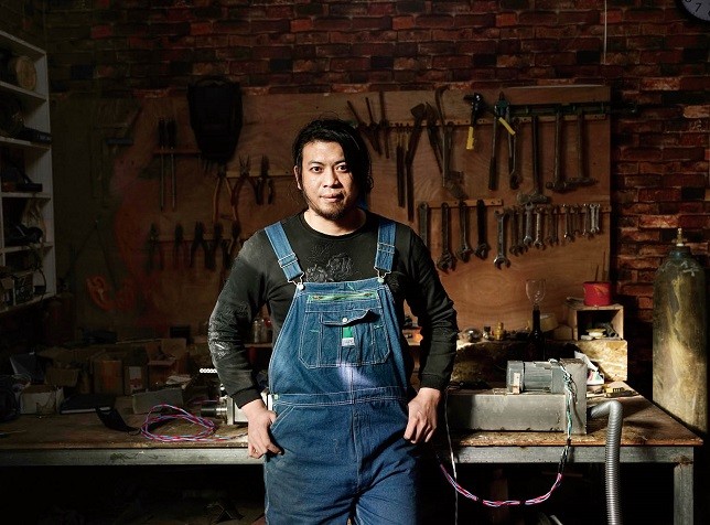 经纪公司伪装粉丝刷千万礼物,直播平台挂机器人赠送虚假人气,谁才是“乔碧萝们”的幕后推手?