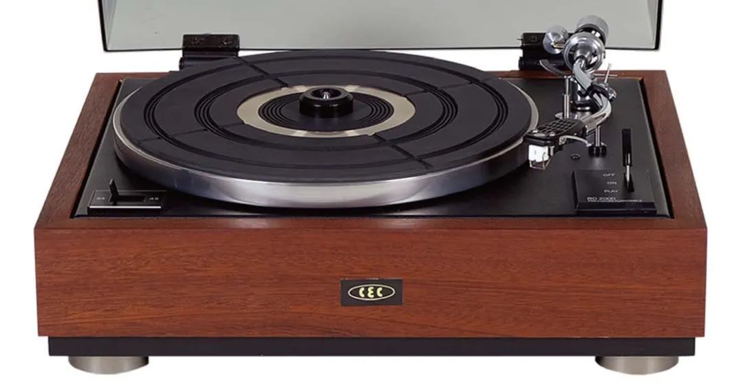 回归日本生产——创意无限的CEC皮带驱动CD机