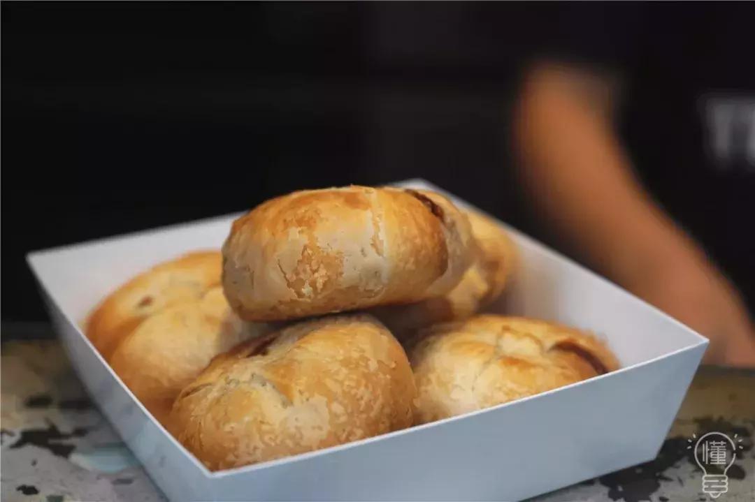 编辑部第一届“斗月饼大赛”开吃！11款老字号，谁才是浙江NO.1？