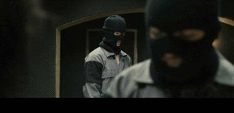 她老爸已经同意给赎金,可我不想放人:图解欧美电影