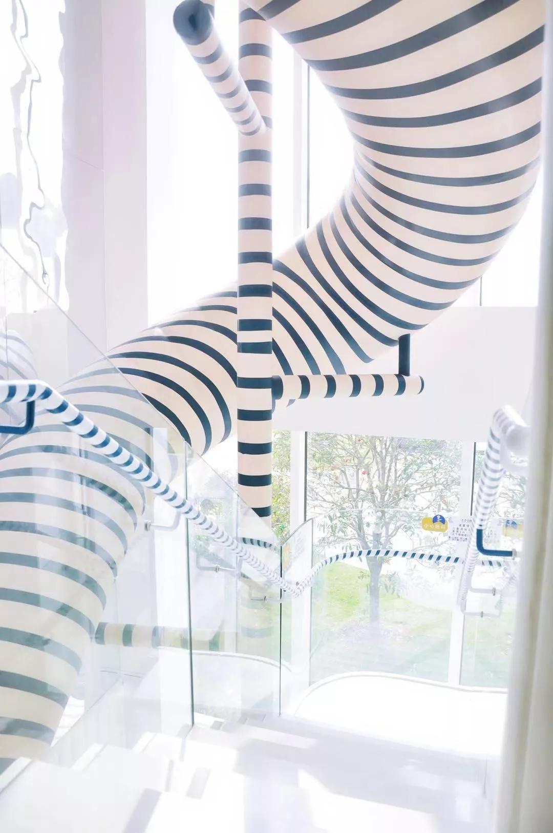 浪漫树屋、奇妙酒店、恒温水乐园...去江浙沪Top酒店跨个30℃的年