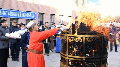 蒙古族小年祭火仪式,蒙古族祭火仪式一般几点开始
