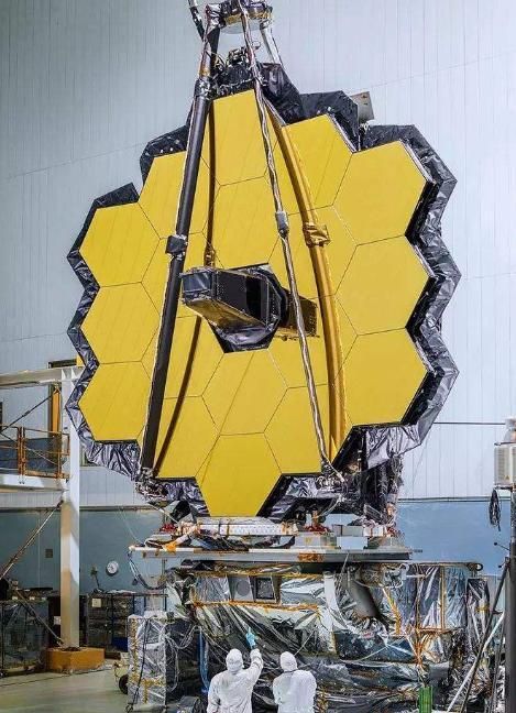 哈勃望远镜如何修复的,哈勃近视