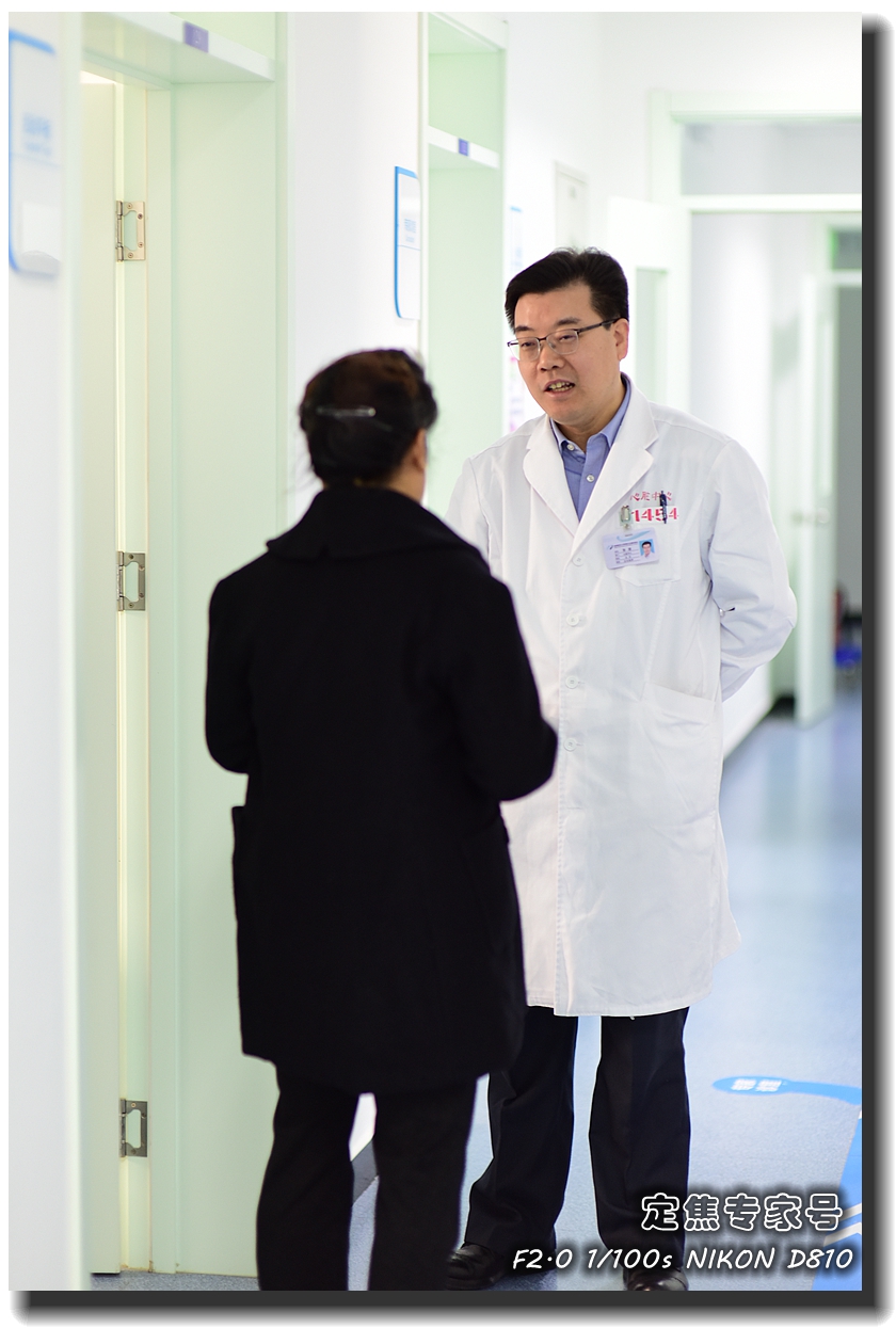 弯腰腰突然抽筋,弯腰时突然腰后侧抽筋