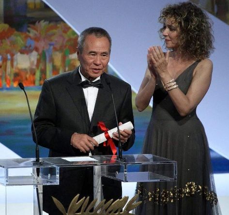 蹭红毯,蹭红毯赖着不走